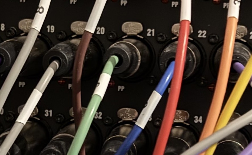 GX input 20 with a brown XLR